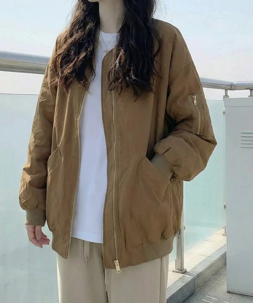 cammie(キャミー)の「オーバーサイズMA-1(MA-1・レディース・ベージュ/ブラック・M/L)」の8枚目の写真