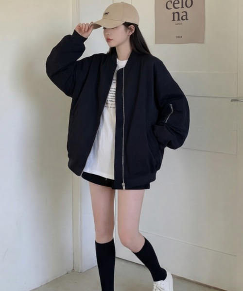 cammie(キャミー)の「オーバーサイズMA-1(MA-1・レディース・ベージュ/ブラック・M/L)」の12枚目の写真