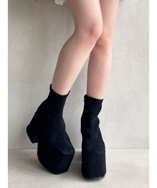 RESEXXY（リゼクシー）の「【追加生産分】厚底スエードショートブーツ（ブーツ・レディース・ブラック・MEDIUM/SMALL/LARGE）」の8枚目の写真