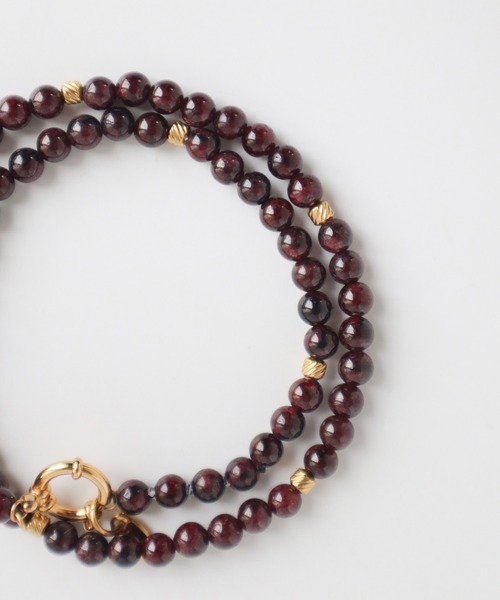 TUWAKRIM（トゥワクリム）の「【TUWAKRIM】マーブルガーネットネックレス（ネックレス・レディース・ゴールド・MEDIUM）」の10枚目の写真