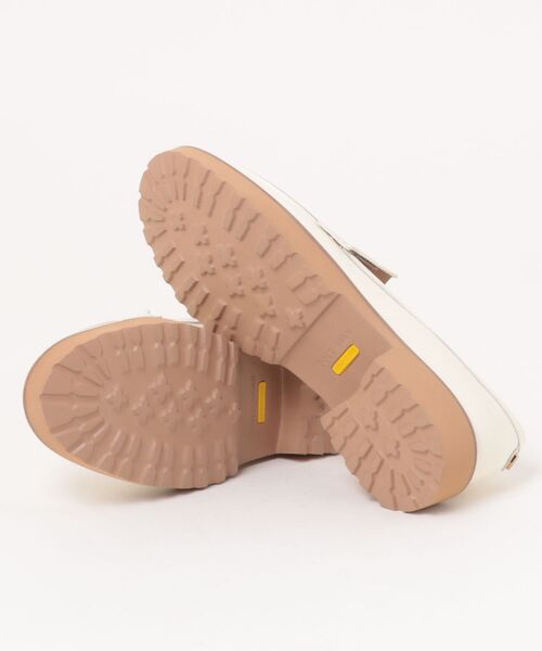 COLE HAAN(コールハーン)の「ジュネーブ ローファー womens(ローファー・レディース・ホワイト・5/5.5/6/6.5/7/7.5/8/8.5)」の8枚目の写真