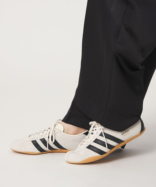 adidas Originals(アディダスオリジナルス)の「<adidas Originals> TOKYO W WH(スニーカー・レディース・ホワイト・24.5cm/25cm/22.5cm/23cm/23.5cm/24cm/25.5cm)」の2枚目の写真