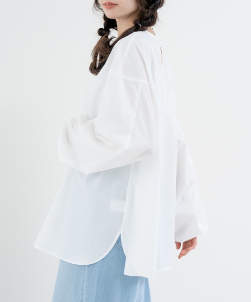 refinedworks（リファインドワークス）の「【refinedworks】ふんわり袖 で魅せる、主役級 ブラウス（シャツ/ブラウス・レディース・オフホワイト/ブラック/ブラウン・FREE）」の9枚目の写真