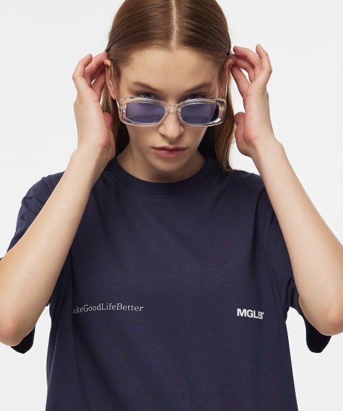 MATCHGLOBE(マッチグローブ)の「フロントバッグプリンテッドボックスT(ネイビー)(Tシャツ/カットソー・レディース・その他・FREE)」の4枚目の写真