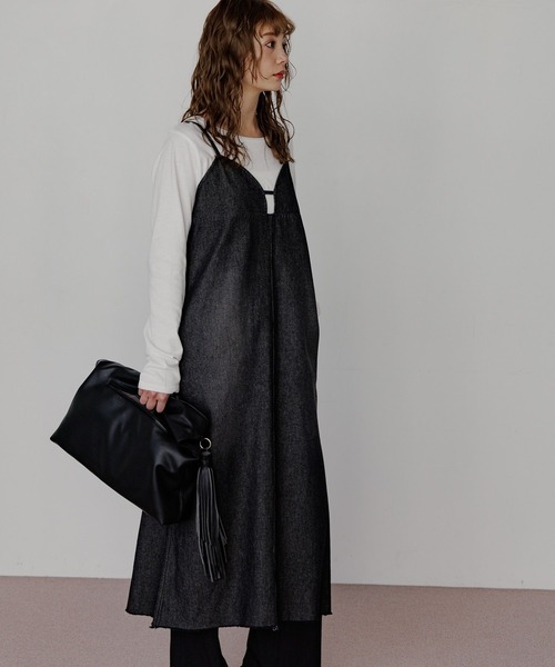 BAYFLOW（ベイフロー）の「[WEB限定]デニムキャミワンピース（ワンピース・レディース・ブラック/インディゴブルー・SMALL/MEDIUM）」の10枚目の写真