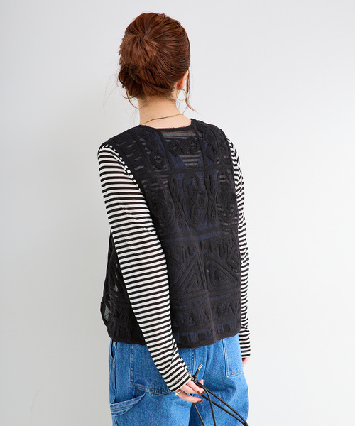 B.C STOCK（ベーセーストック）の「《追加5》手洗い可 / メッシュ刺繍ベスト（その他アウター・レディース・ブラック/アイボリー・FREE）」の10枚目の写真