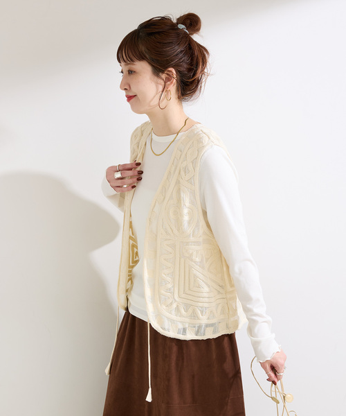 B.C STOCK（ベーセーストック）の「《追加5》手洗い可 / メッシュ刺繍ベスト（その他アウター・レディース・ブラック/アイボリー・FREE）」の16枚目の写真