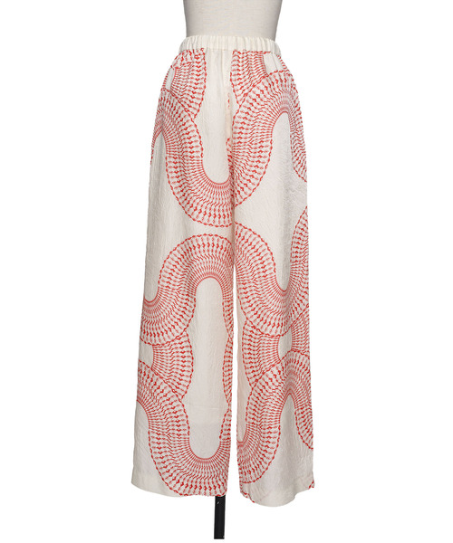 muller of yoshiokubo（ミュラーオブヨシオクボ）の「muller of yoshiokubo ミュラーオブヨシオクボ / RADIAL PANTS ラジアルモダンワイドパンツ / MLS26408（その他パンツ・レディース・レッド/ブラック・36/38）」の7枚目の写真