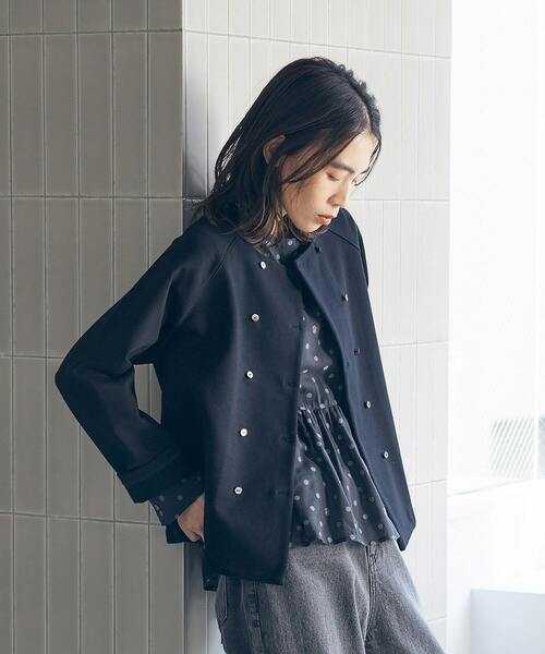 LOISIR（ロワズィール）の「オリジナル柄カットジャカードペプラムブラウス（シャツ/ブラウス・レディース・ブラック系その他/ベージュ系その他・FREE）」の2枚目の写真
