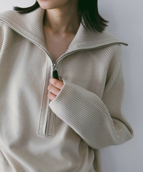 MIDWEST（ミッドウエスト）の「anuke  Zip Rib Knit（ニット/セーター・レディース・ベージュ/ダークグレー・FREE）」の15枚目の写真
