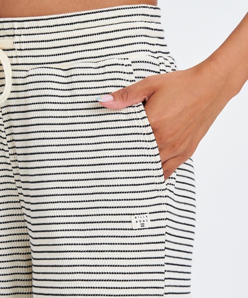 BILLABONG（ビラボン）の「BILLABONG ウィメンズ RIB WAFFLE LONG PANT ロングパンツ 【2026年春夏モデル】（その他パンツ・レディース・アイボリー/ブルー系その他/オレンジ系その他・MEDIUM/LARGE）」の7枚目の写真