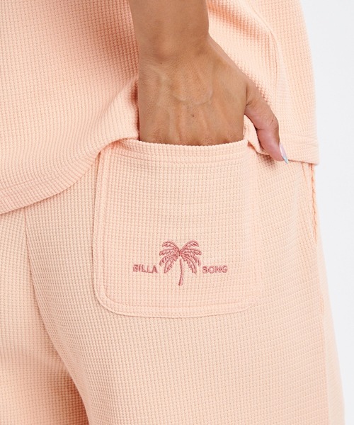 BILLABONG（ビラボン）の「BILLABONG ウィメンズ RIB WAFFLE LONG PANT ロングパンツ 【2026年春夏モデル】（その他パンツ・レディース・アイボリー/ブルー系その他/オレンジ系その他・MEDIUM/LARGE）」の15枚目の写真