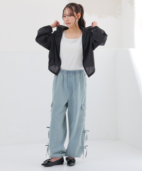 Honeys（ハニーズ）の「【ハニさら・接触冷感】シアーフードブルゾン（ブルゾン・レディース・ピンク/サックスブルー系/ブラック/アイボリー・S/M/LL/L）」の14枚目の写真