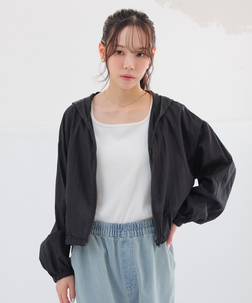 Honeys（ハニーズ）の「【ハニさら・接触冷感】シアーフードブルゾン（ブルゾン・レディース・ピンク/サックスブルー系/ブラック/アイボリー・S/M/LL/L）」の16枚目の写真