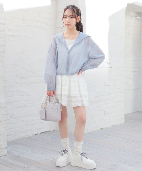 Honeys（ハニーズ）の「【ハニさら・接触冷感】シアーフードブルゾン（ブルゾン・レディース・ピンク/サックスブルー系/ブラック/アイボリー・S/M/LL/L）」の18枚目の写真