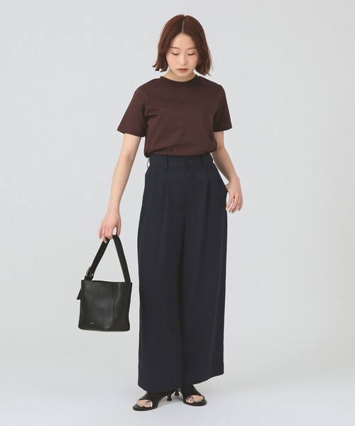 Ray BEAMS（レイビームス）の「ワイド ストレート 2タック パンツ（その他パンツ・レディース・ネイビー/ダークブラウン・0/1）」の7枚目の写真