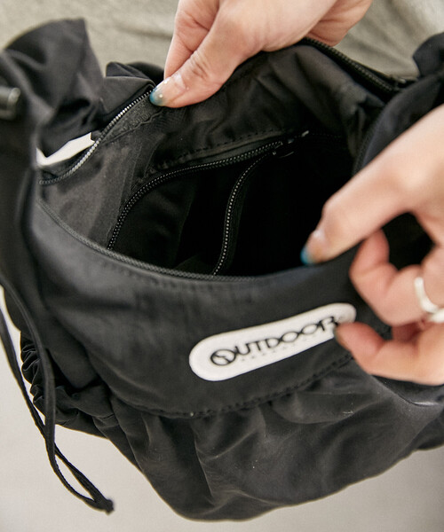 OUTDOOR PRODUCTS（アウトドアプロダクツ）の「OUTDOOR PRODUCTS × PUBLUX/アウトドアプロダクツ 別注 エッグ ショルダーバッグ　限定展開（ショルダーバッグ・レディース・ブラウン/ブラック/オフホワイト・ONE SIZE）」の10枚目の写真