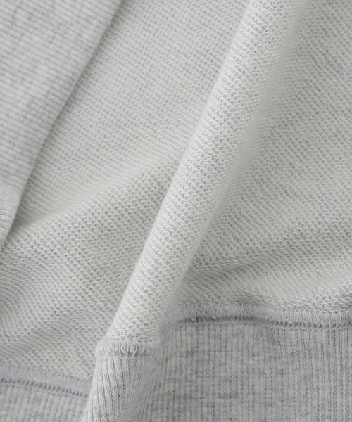 Champion(チャンピオン)の「ウォッシャブル / Champion / チャンピオン 別注 CREW NECK SWEAT(スウェット・レディース・チャコールグレー/ネイビー/レッド/ホワイト・FREE)」の14枚目の写真