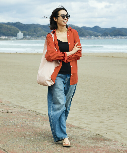 FREAK'S STORE(フリークスストア)の「【Beach & Festival】Vネック バックオープン カップ付きキャミソール(キャミソール・レディース・ブラウン/オフホワイト/ブラック・MEDIUM/SMALL)」の4枚目の写真