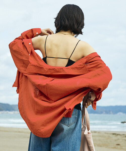 FREAK'S STORE(フリークスストア)の「【Beach & Festival】Vネック バックオープン カップ付きキャミソール(キャミソール・レディース・ブラウン/オフホワイト/ブラック・MEDIUM/SMALL)」の9枚目の写真