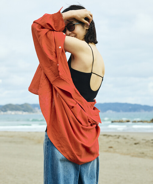 FREAK'S STORE(フリークスストア)の「【Beach & Festival】Vネック バックオープン カップ付きキャミソール(キャミソール・レディース・ブラウン/オフホワイト/ブラック・MEDIUM/SMALL)」の11枚目の写真