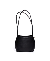 AHOHA（アオハ）の「ボンボンショルダーバッグ ブラック（ショルダーバッグ）」