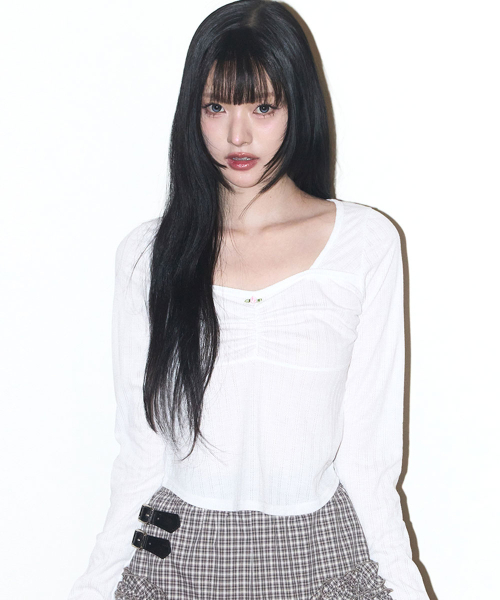 ILLIGO(イリゴ)の「ローズシャーリングロングスリーブホワイト(Tシャツ/カットソー・レディース・その他・OS)」の1枚目の写真