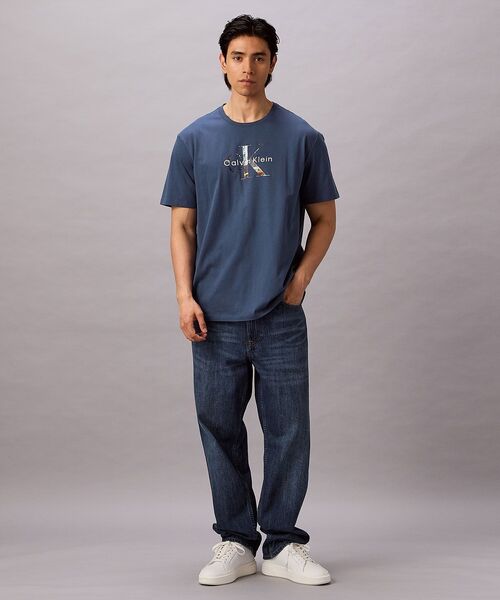 Calvin Klein(カルバン・クライン)の「ショートスリーブ 30s CKグラフィックTシャツ(Tシャツ/カットソー・メンズ・ダークブルー/オフホワイト・L/XL/S/M)」の11枚目の写真