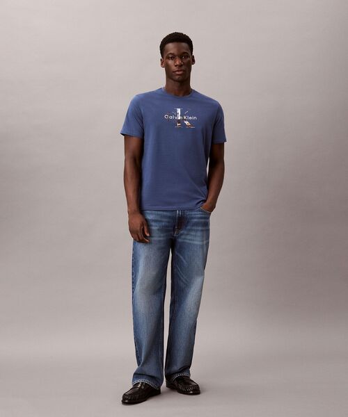 Calvin Klein(カルバン・クライン)の「ショートスリーブ 30s CKグラフィックTシャツ(Tシャツ/カットソー・メンズ・ダークブルー/オフホワイト・L/XL/S/M)」の7枚目の写真