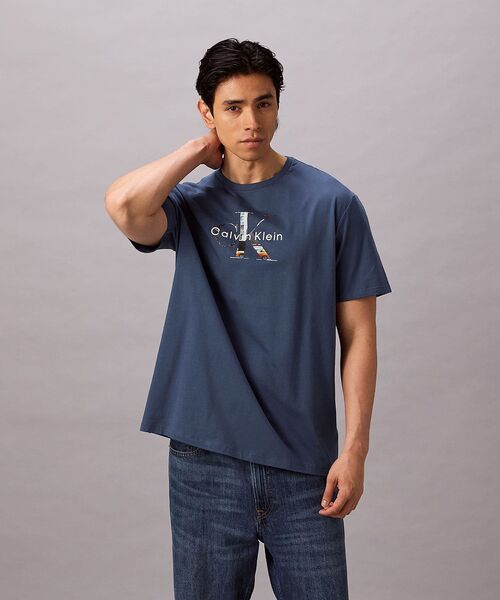 Calvin Klein(カルバン・クライン)の「ショートスリーブ 30s CKグラフィックTシャツ(Tシャツ/カットソー・メンズ・ダークブルー/オフホワイト・L/XL/S/M)」の12枚目の写真