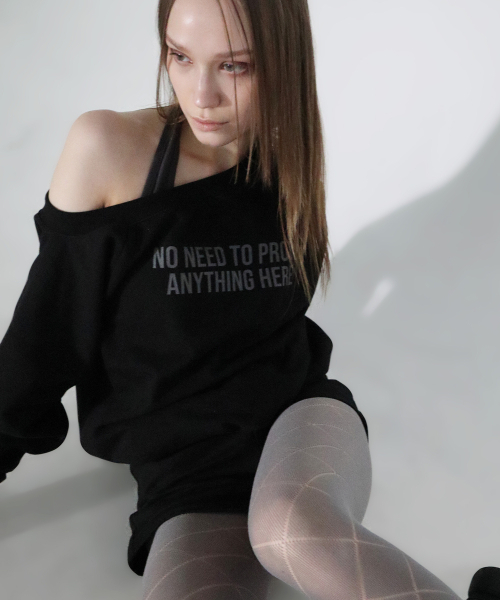 CHICKS(チックス)の「ノニード ワンショルダー スウェット ブラック(スウェット・レディース・ブラック・ONE SIZE)」の2枚目の写真
