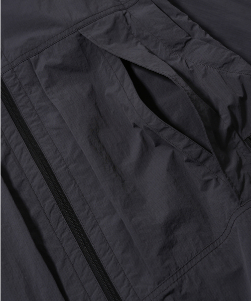 MOIF（モイフ）の「[SS26] WIDE MODULAR PARKA / GRAPHITE（ナイロンジャケット・メンズ・その他・1(S)/2(M)/3(L)）」の8枚目の写真