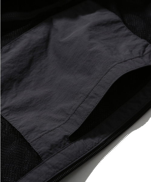 MOIF（モイフ）の「[SS26] WIDE MODULAR PARKA / GRAPHITE（ナイロンジャケット・メンズ・その他・1(S)/2(M)/3(L)）」の18枚目の写真