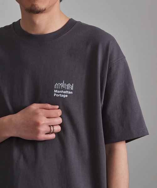 Manhattan Portage(マンハッタンポーテージ)の「【Manhattan Portage】別注 Archive Logo Print Tee / アーカイブロゴプリントTシャツ(Tシャツ/カットソー・レディース・ブラック/チャコールグレー/ホワイト・S/M/L)」の15枚目の写真