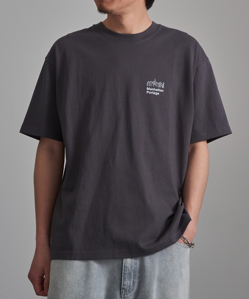 Manhattan Portage(マンハッタンポーテージ)の「【Manhattan Portage】別注 Archive Logo Print Tee / アーカイブロゴプリントTシャツ(Tシャツ/カットソー・レディース・ブラック/チャコールグレー/ホワイト・S/M/L)」の16枚目の写真