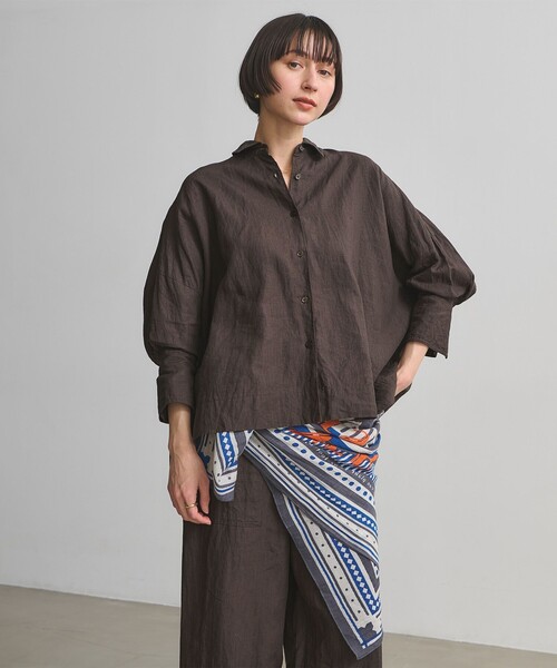 UNITED ARROWS(ユナイテッドアローズ)の「リネン ドルマン シャツ ‐ウォッシャブル‐(シャツ/ブラウス・レディース・ピンク/ブラック/ナチュラル/ホワイト/ライトブルー/ダークブラウン/コバルトブルー・FREE)」の4枚目の写真