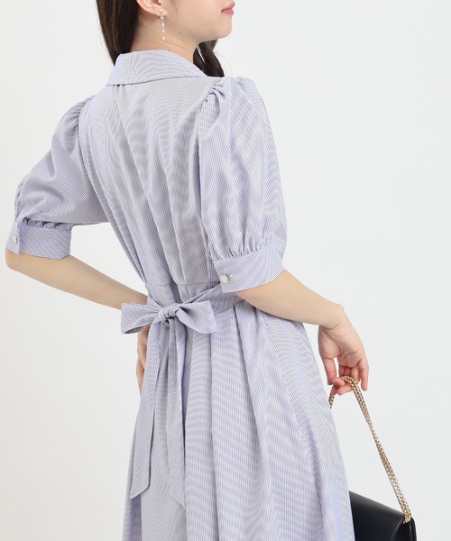 ASTORIA ODIER(アストリアオディール)の「ストライプシャツワンピース(ワンピース・レディース・ブルー/ホワイト×ブルー/サックスブルー・MEDIUM)」の3枚目の写真
