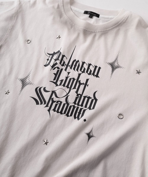 SlashDate(スラッシュデイト)の「【82】スプレー加工 カモフラ柄 アイレット スタッズ プリント クルーネックTシャツ/ユニセックス/レディース/メンズ(Tシャツ/カットソー・メンズ・ブラック/アイボリー/カモフラージュ・M/L)」の7枚目の写真