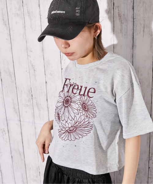 GORGE(ゴージ)の「《花柄刺繍×ラインストーン》短丈Tシャツ/Y2K/春夏/全4色(Tシャツ/カットソー・レディース・オフホワイト/オートミール/チャコール/ピンク・F)」の20枚目の写真