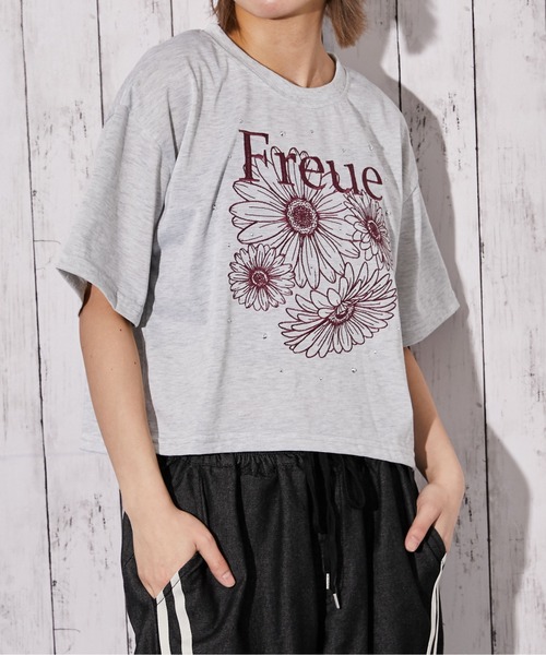 GORGE(ゴージ)の「《花柄刺繍×ラインストーン》短丈Tシャツ/Y2K/春夏/全4色(Tシャツ/カットソー・レディース・オフホワイト/オートミール/チャコール/ピンク・F)」の21枚目の写真