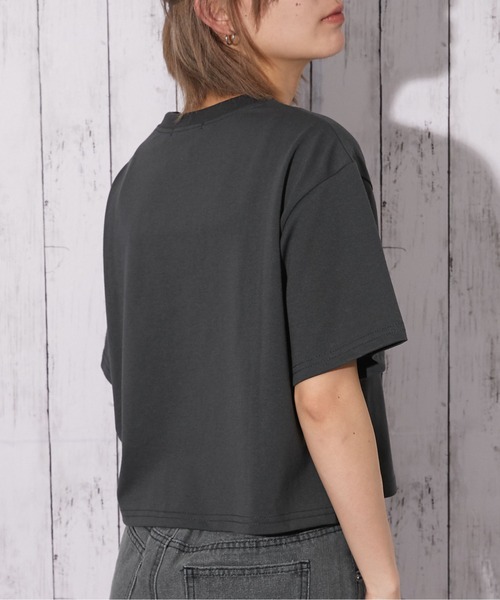 GORGE(ゴージ)の「《花柄刺繍×ラインストーン》短丈Tシャツ/Y2K/春夏/全4色(Tシャツ/カットソー・レディース・オフホワイト/オートミール/チャコール/ピンク・F)」の9枚目の写真