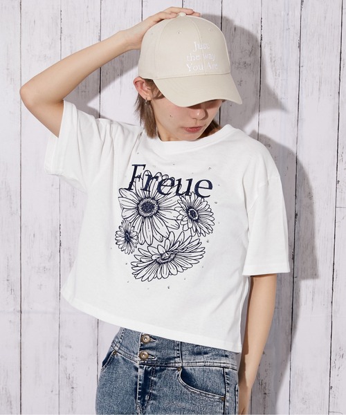 GORGE(ゴージ)の「《花柄刺繍×ラインストーン》短丈Tシャツ/Y2K/春夏/全4色(Tシャツ/カットソー・レディース・オフホワイト/オートミール/チャコール/ピンク・F)」の10枚目の写真