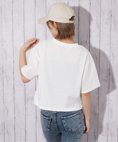 GORGE(ゴージ)の「《花柄刺繍×ラインストーン》短丈Tシャツ/Y2K/春夏/全4色(Tシャツ/カットソー・レディース・オフホワイト/オートミール/チャコール/ピンク・F)」の13枚目の写真