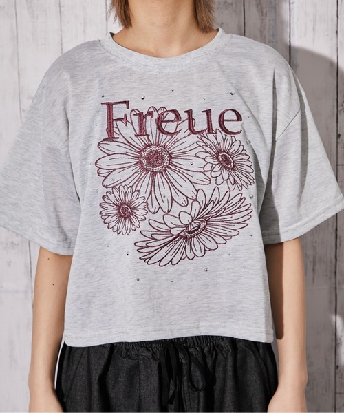 GORGE(ゴージ)の「《花柄刺繍×ラインストーン》短丈Tシャツ/Y2K/春夏/全4色(Tシャツ/カットソー・レディース・オフホワイト/オートミール/チャコール/ピンク・F)」の15枚目の写真