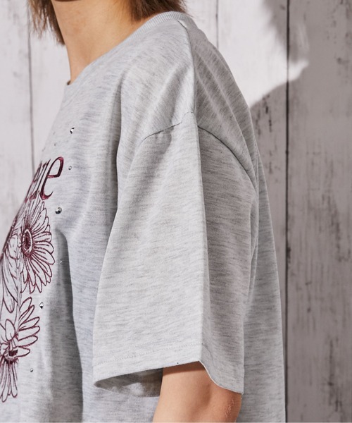 GORGE(ゴージ)の「《花柄刺繍×ラインストーン》短丈Tシャツ/Y2K/春夏/全4色(Tシャツ/カットソー・レディース・オフホワイト/オートミール/チャコール/ピンク・F)」の16枚目の写真