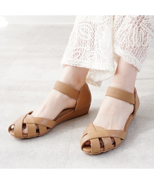ALETTA(アレッタ)の「ALETTA-アレッタ- 究極のプレーンサンダル -編み込みメッシュ-(サンダル・レディース・キャメル/グレー/アイボリー/ブラック・M/L/S/LL)」の4枚目の写真