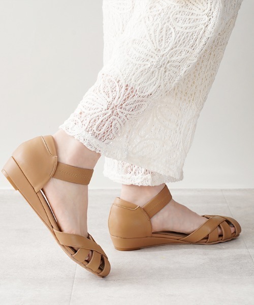 ALETTA(アレッタ)の「ALETTA-アレッタ- 究極のプレーンサンダル -編み込みメッシュ-(サンダル・レディース・キャメル/グレー/アイボリー/ブラック・M/L/S/LL)」の17枚目の写真