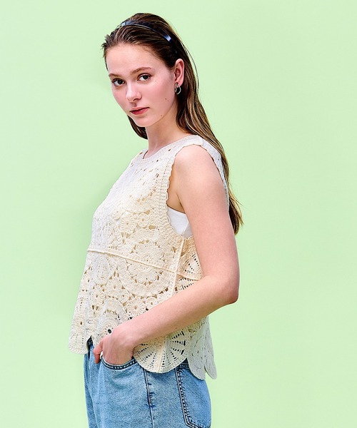 coca(coca)(コカ)の「かぎ編みクロシェタンクトップ(タンクトップ・レディース・アイボリー/レッド・ONE SIZE)」の4枚目の写真
