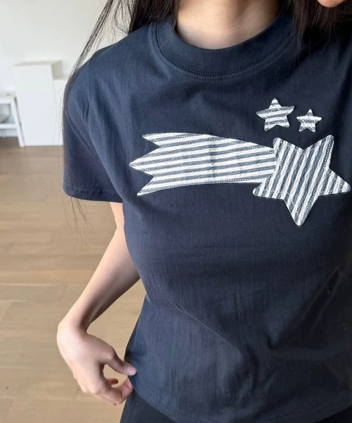 LAC-VERT(ラック・ヴェール)の「ストライプながれぼしTシャツ(Tシャツ/カットソー・レディース・ホワイト/ネイビー・FREE)」の4枚目の写真