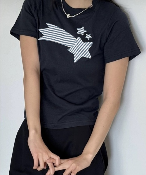 LAC-VERT(ラック・ヴェール)の「ストライプながれぼしTシャツ(Tシャツ/カットソー・レディース・ホワイト/ネイビー・FREE)」の7枚目の写真